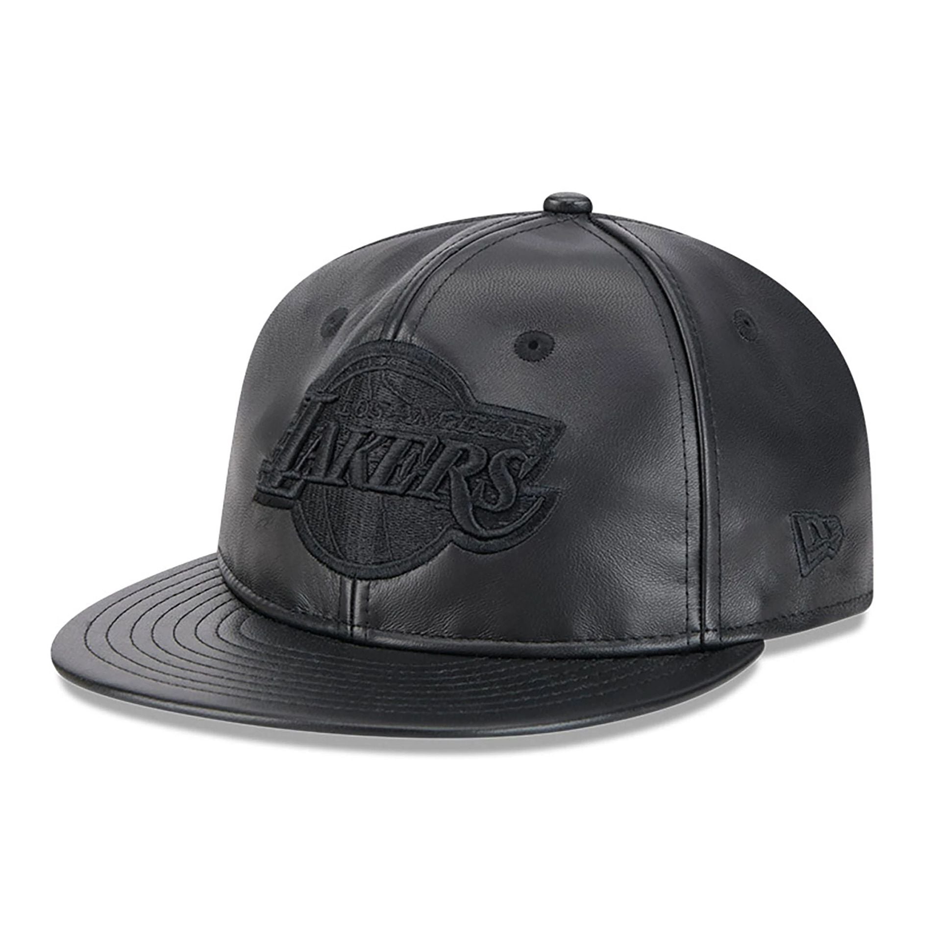 This is a LA Lakers Genuine Leather Black Retro Crown 9FIFTY Strapback Cap 1