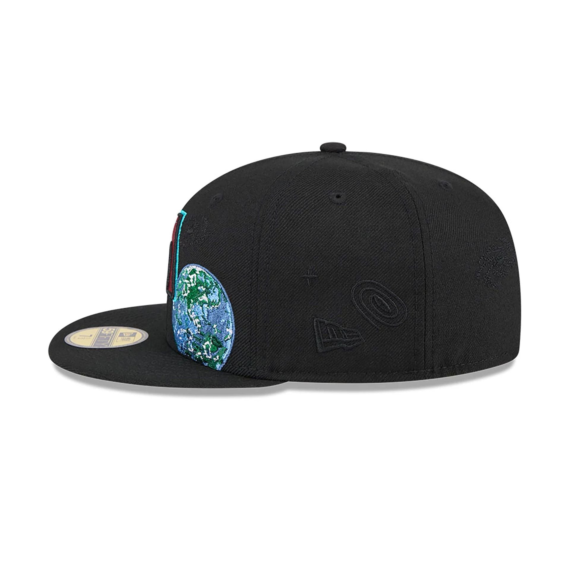 This is a Arizona Diamondbacks Global Black 59FIFTY Fitted Cap 7