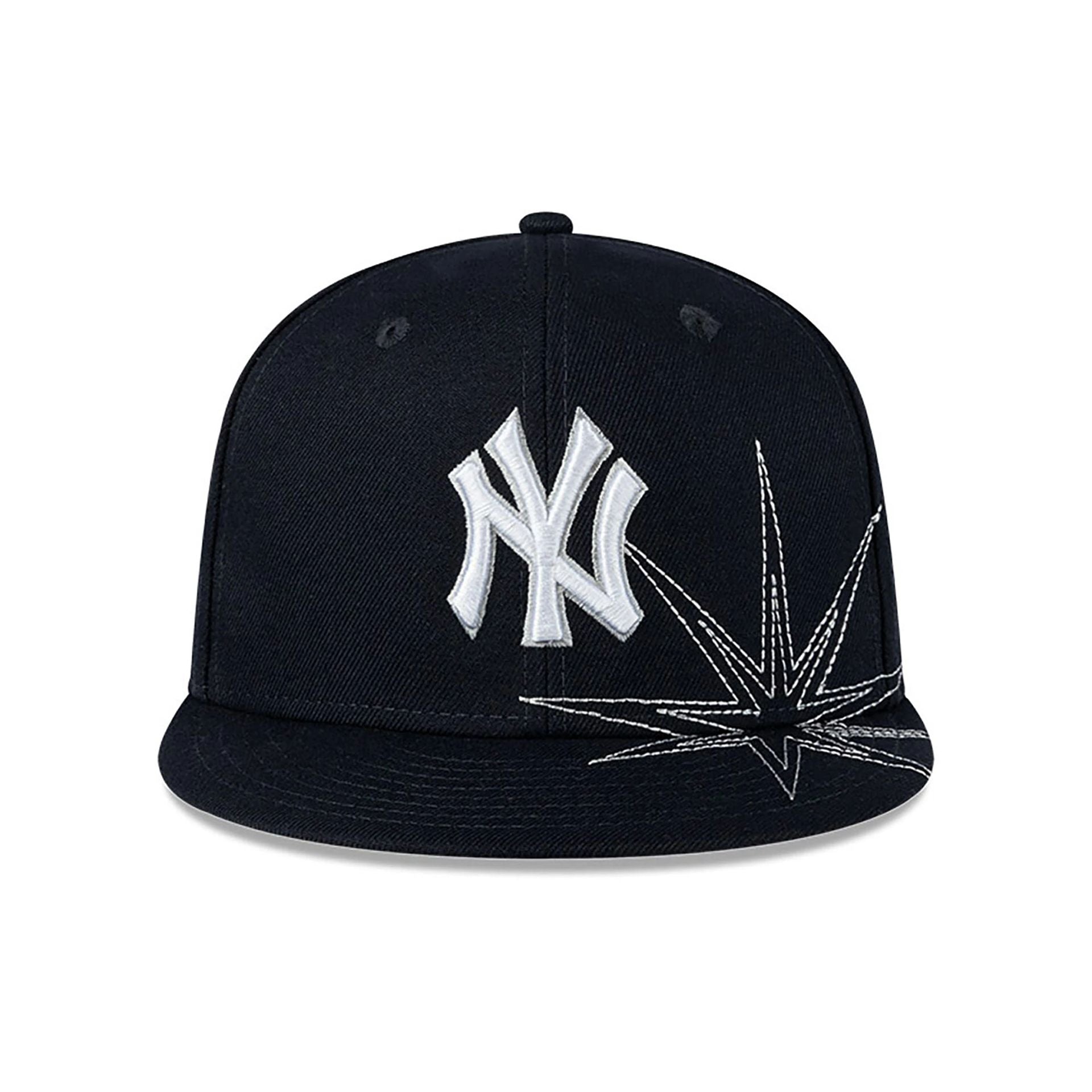 This is a New York Yankees Solar Stars Navy 59FIFTY Fitted Cap 3