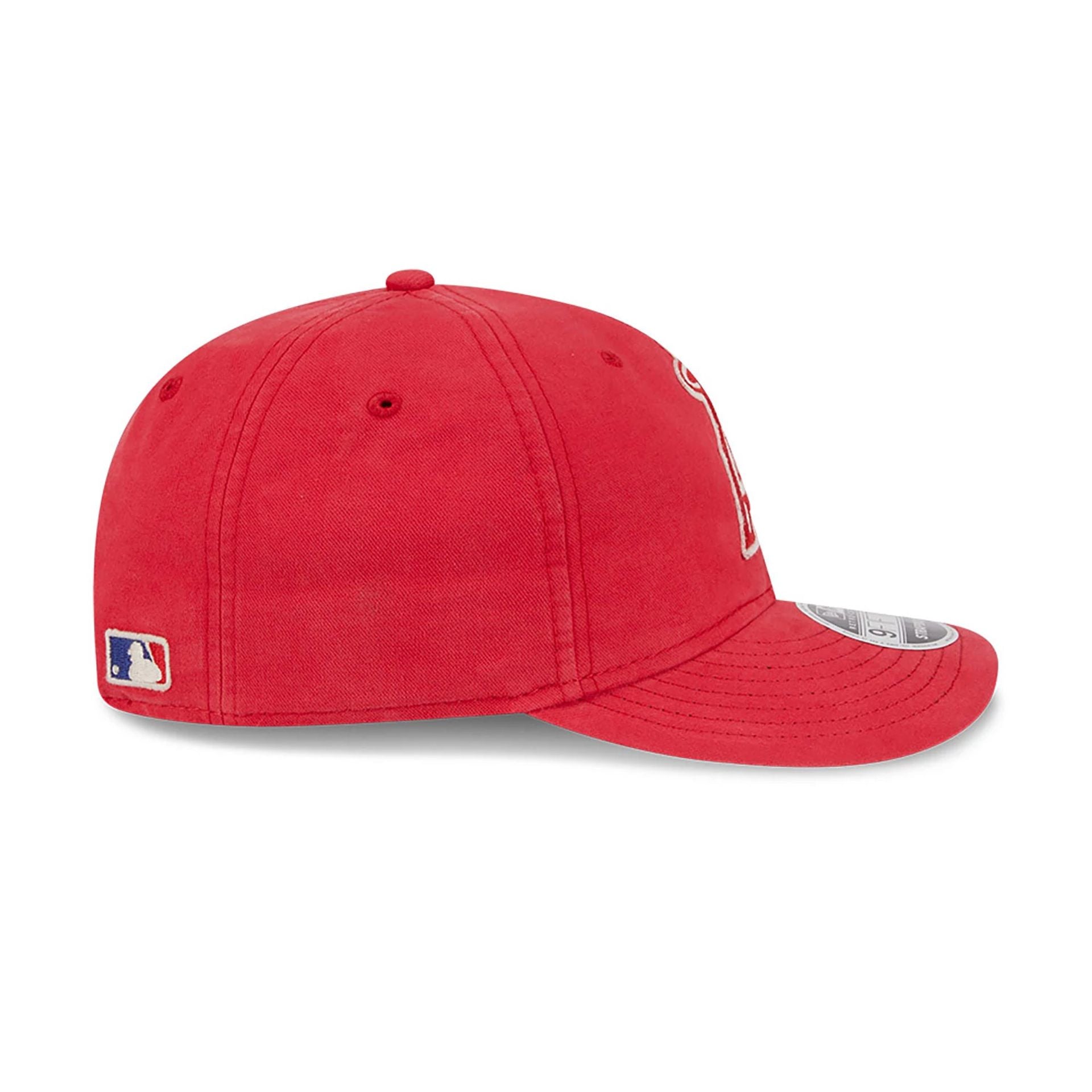 This is a LA Angels Canvas Felt Logo Red Retro Crown 9FIFTY Strapback Cap 6