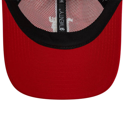 This is a Manchester United FC Womens Red Pony Tail 9FORTY Adjustable Cap 5