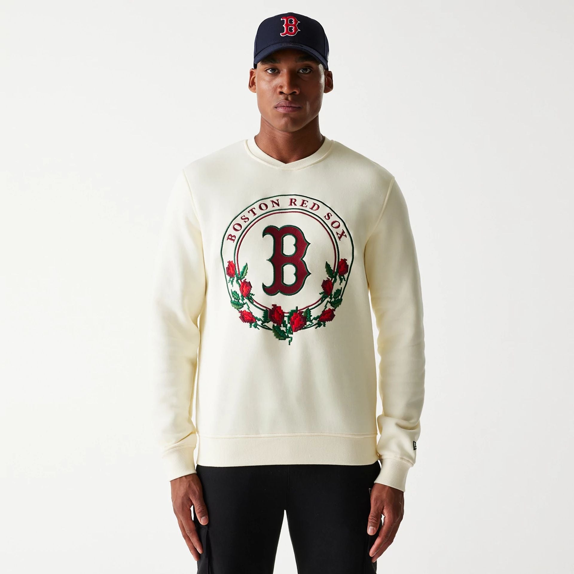 The Male model is wearing Boston Red Sox Red Roses White Crewneck Sweater 1