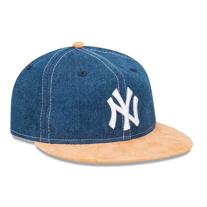 This is a New York Yankees Denim Suede Blue Retro Crown 9FIFTY Snapback Adjustable Cap 4