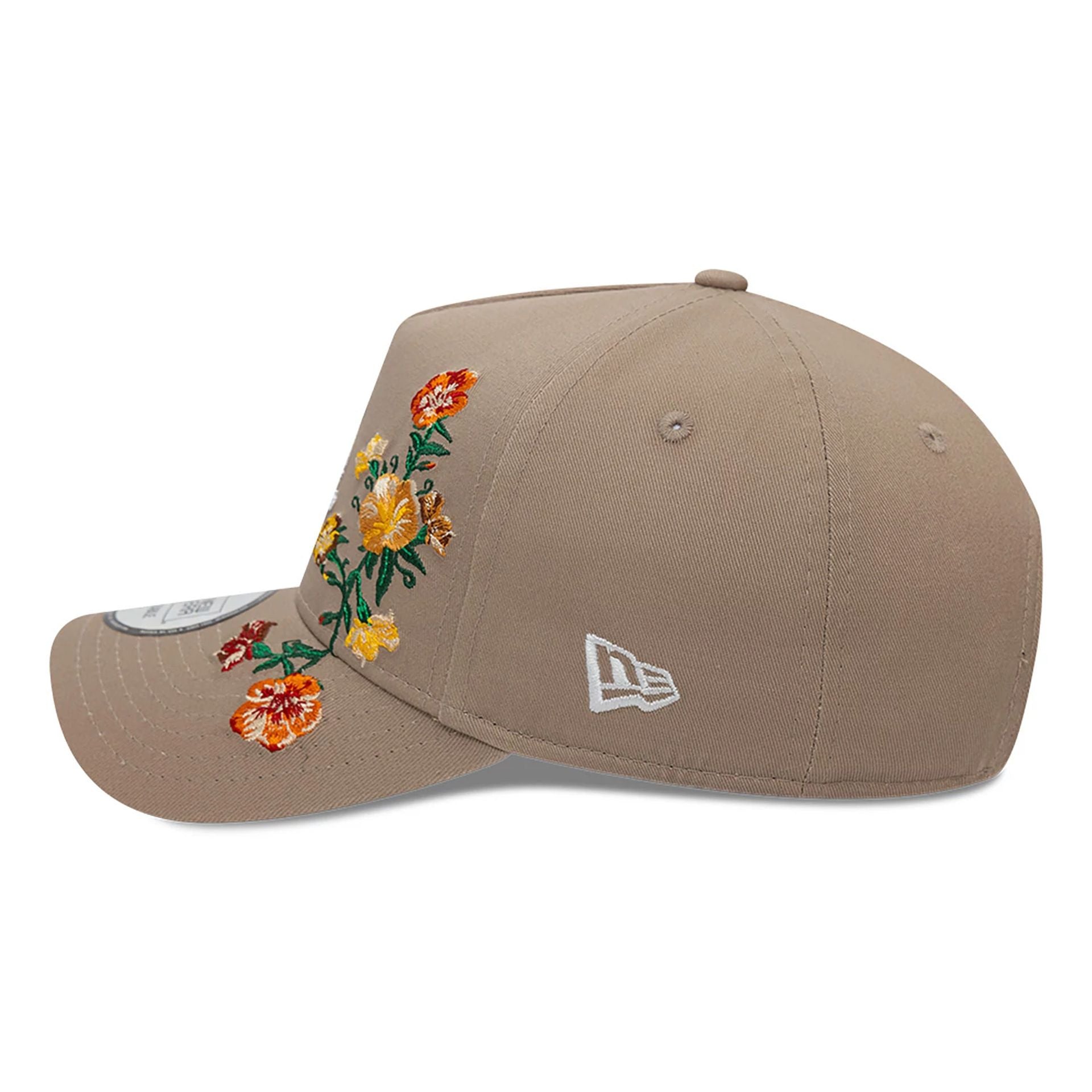 This is a Chicago White Sox Floral Front Beige 9FORTY E-Frame Adjustable Cap 7