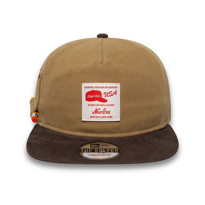 This is a New Era Workwear Beige Golfer Adjustable Cap 3