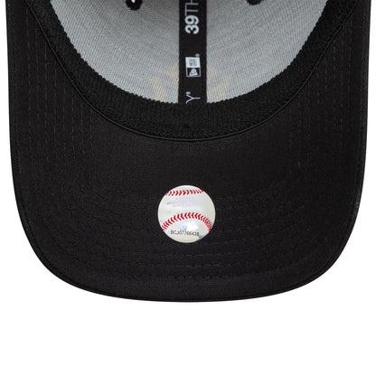 This is a New York Yankees League Essential Black 39THIRTY Stretch Fit Cap 5