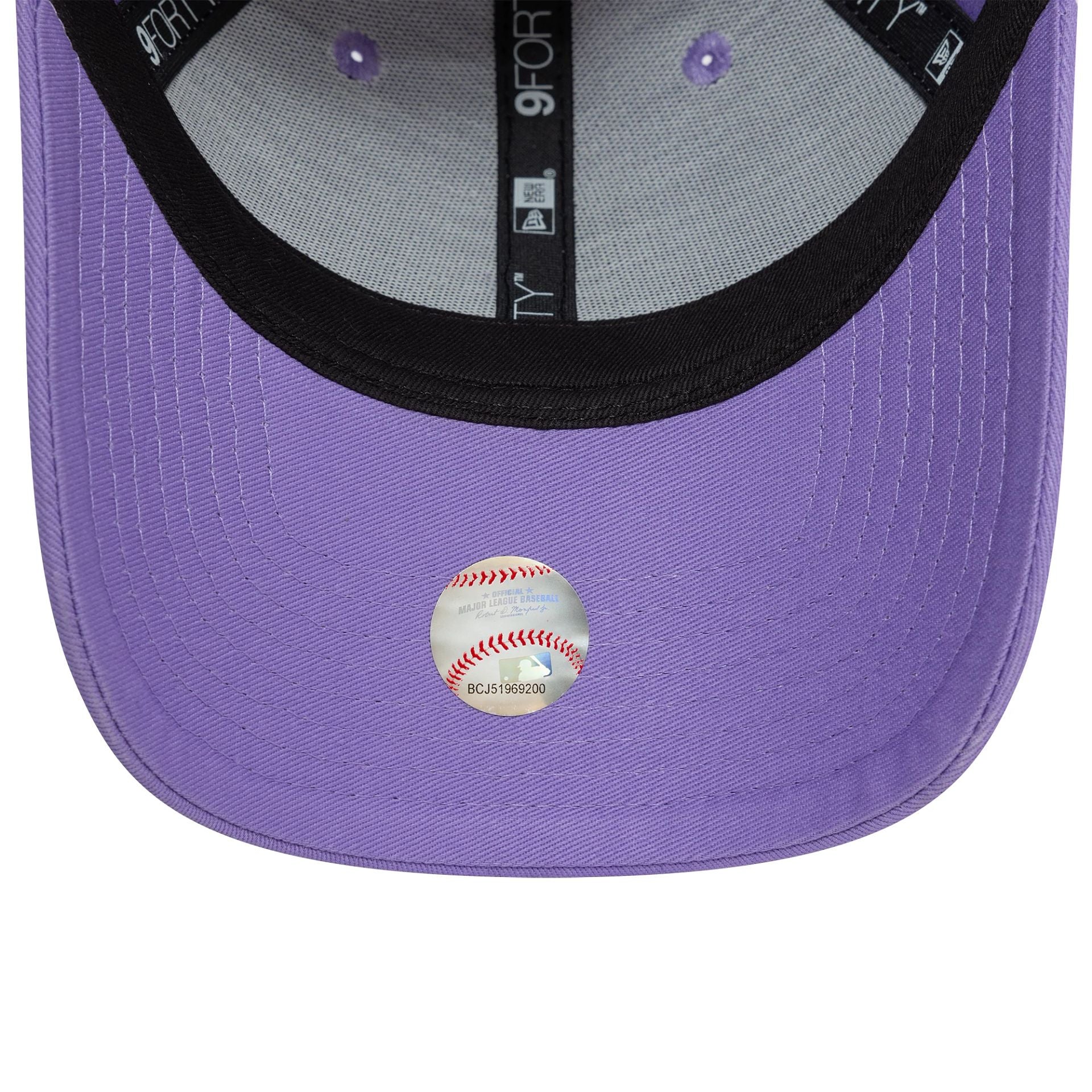 This is a LA Dodgers Womens League Essential Purple 9FORTY Adjustable Cap 5