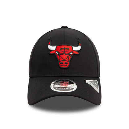 This is a Chicago Bulls NBA Black 9FORTY Stretch Snap Adjustable Cap 2