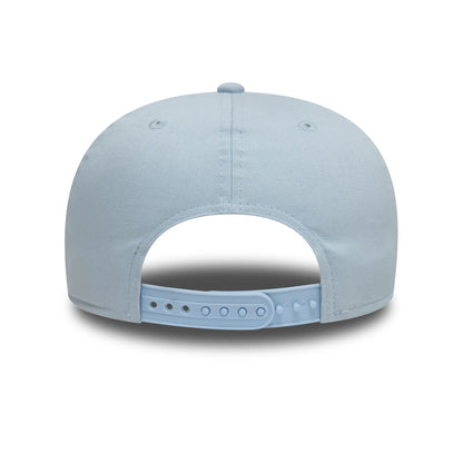 This is a New York Yankees Metallic Pastel Blue 9FIFTY Original Fit Snapback Adjustable Cap 4