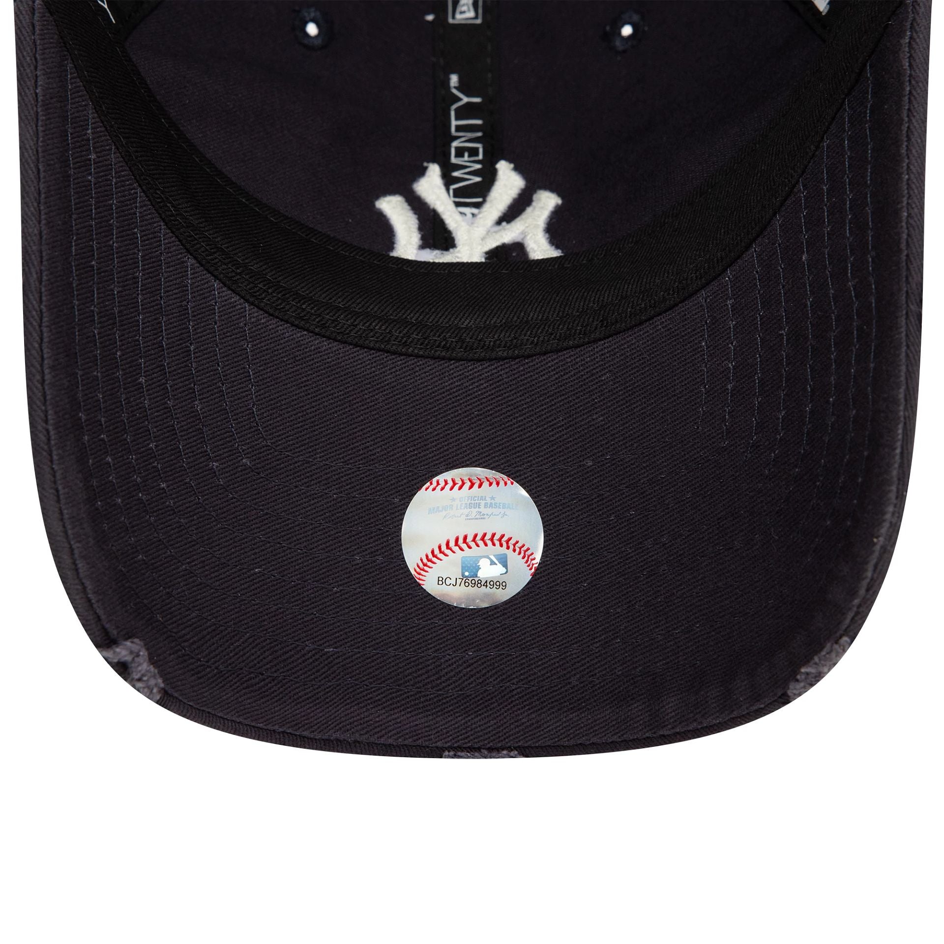 This is a New York Yankees Distressed Navy 9TWENTY Adjustable Cap 5