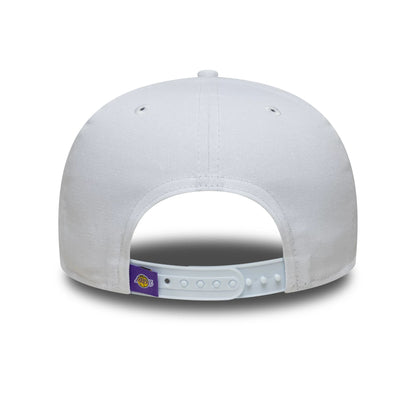 This is a LA Lakers NBA Wordmark White 9FIFTY Snapback Adjustable Cap 5