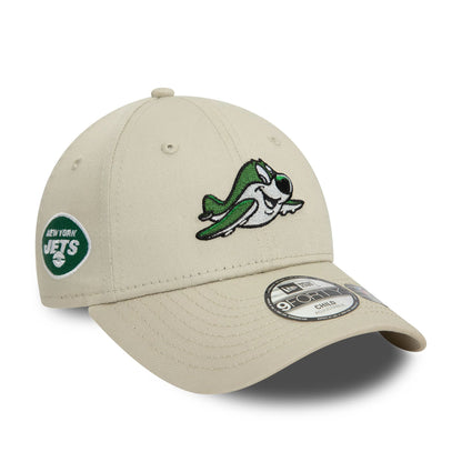 This is a New York Jets Child NFL Mascot Cream 9FORTY Adjustable Cap 1