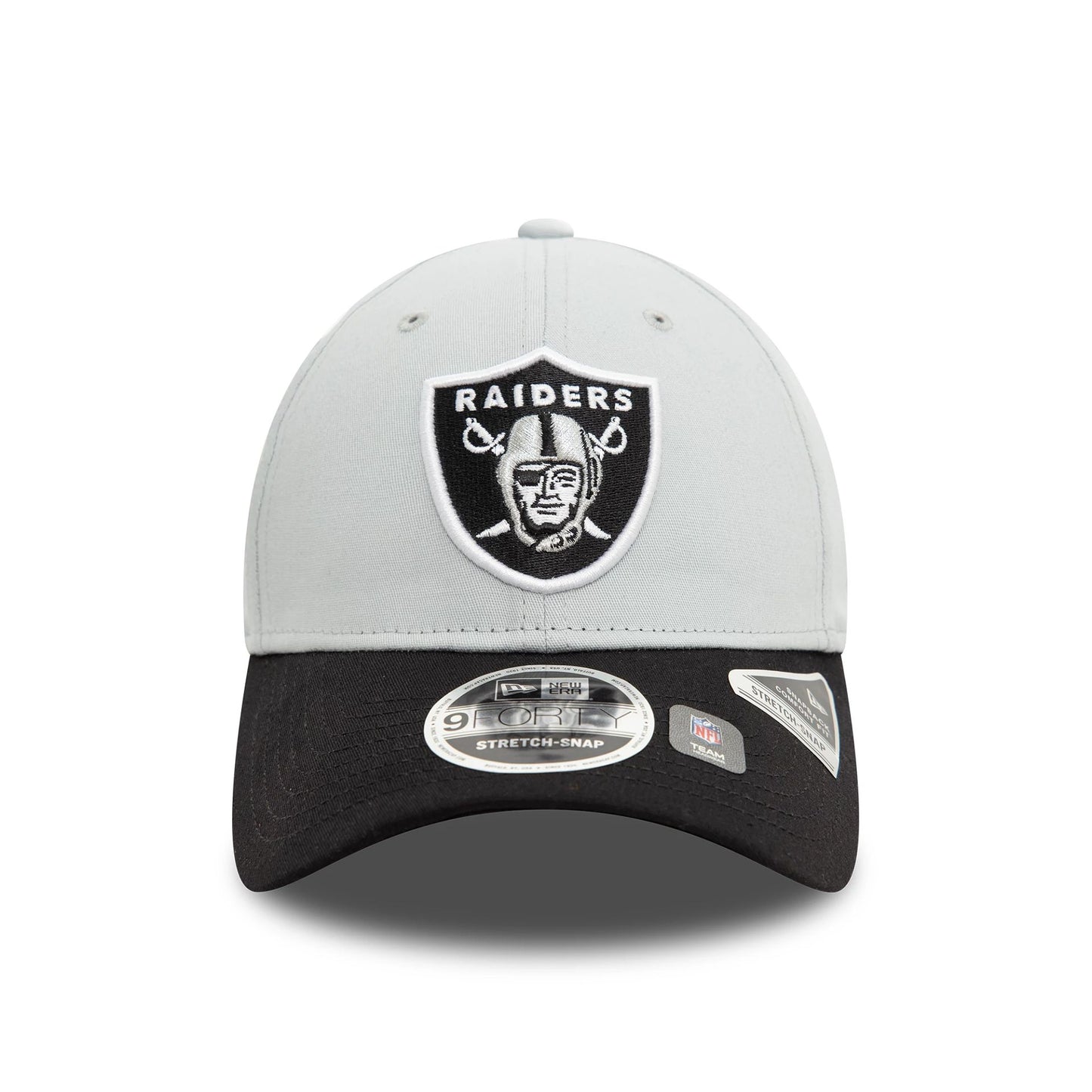 This is a Las Vegas Raiders NFL White 9FORTY Stretch Snap Adjustable Cap 2