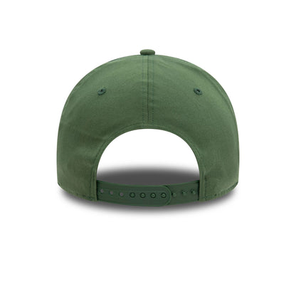 This is a Green Bay Packers NFL Dark Green 9FORTY Stretch Snap Adjustable Cap 4