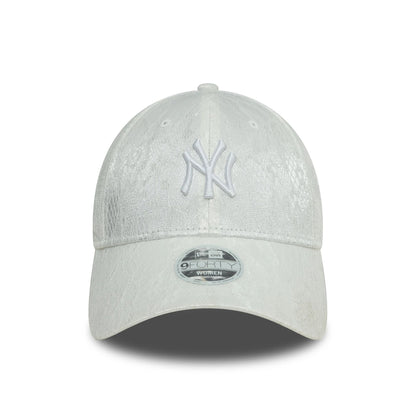 This is a New York Yankees Womens Lace White 9FORTY Adjustable Cap 2