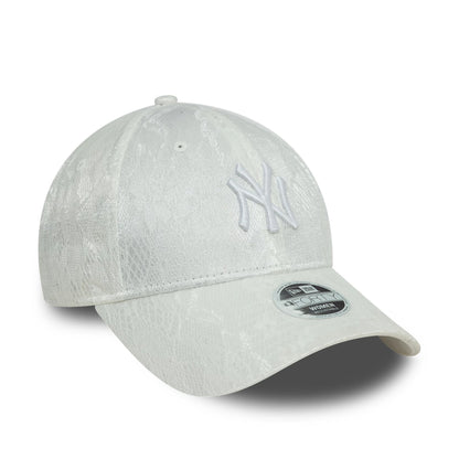 This is a New York Yankees Womens Lace White 9FORTY Adjustable Cap 3