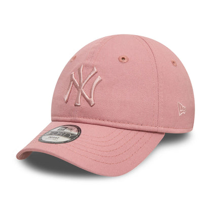 This is a New York Yankees Infant League Essential Dark Pink 9FORTY Adjustable Cap 1