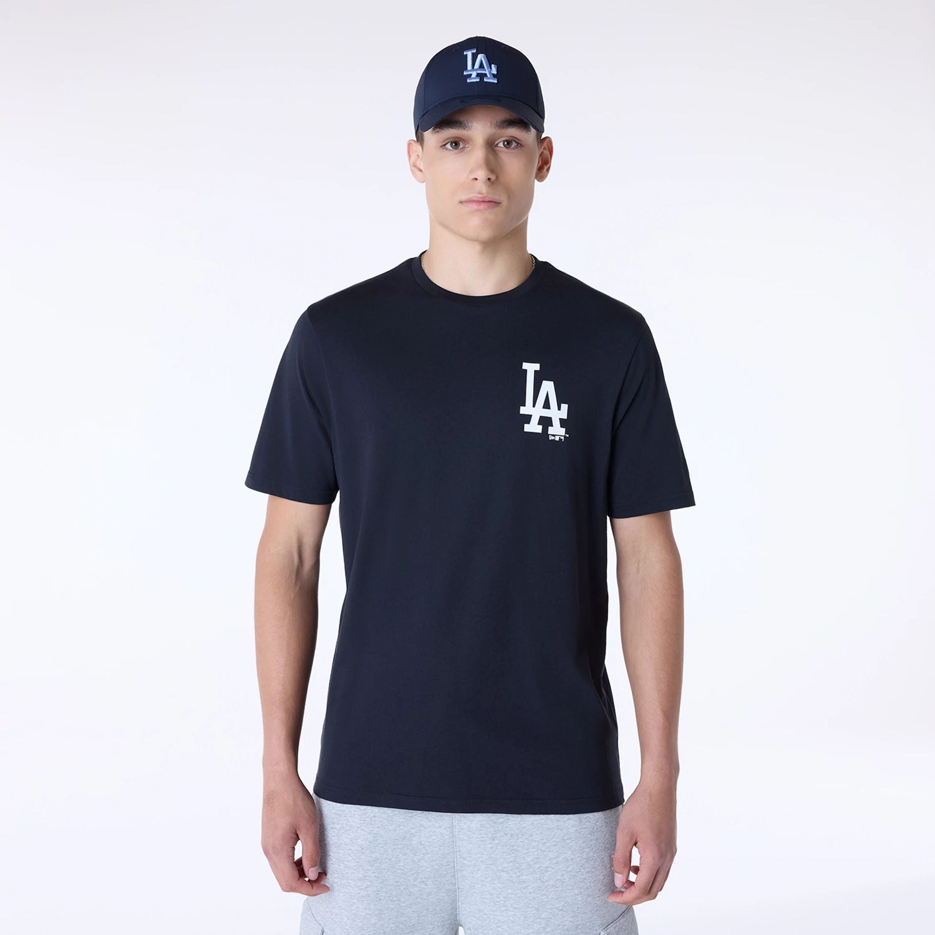 The Male model is wearing LA Dodgers MLB Pennant Graphic Navy T-Shirt 1