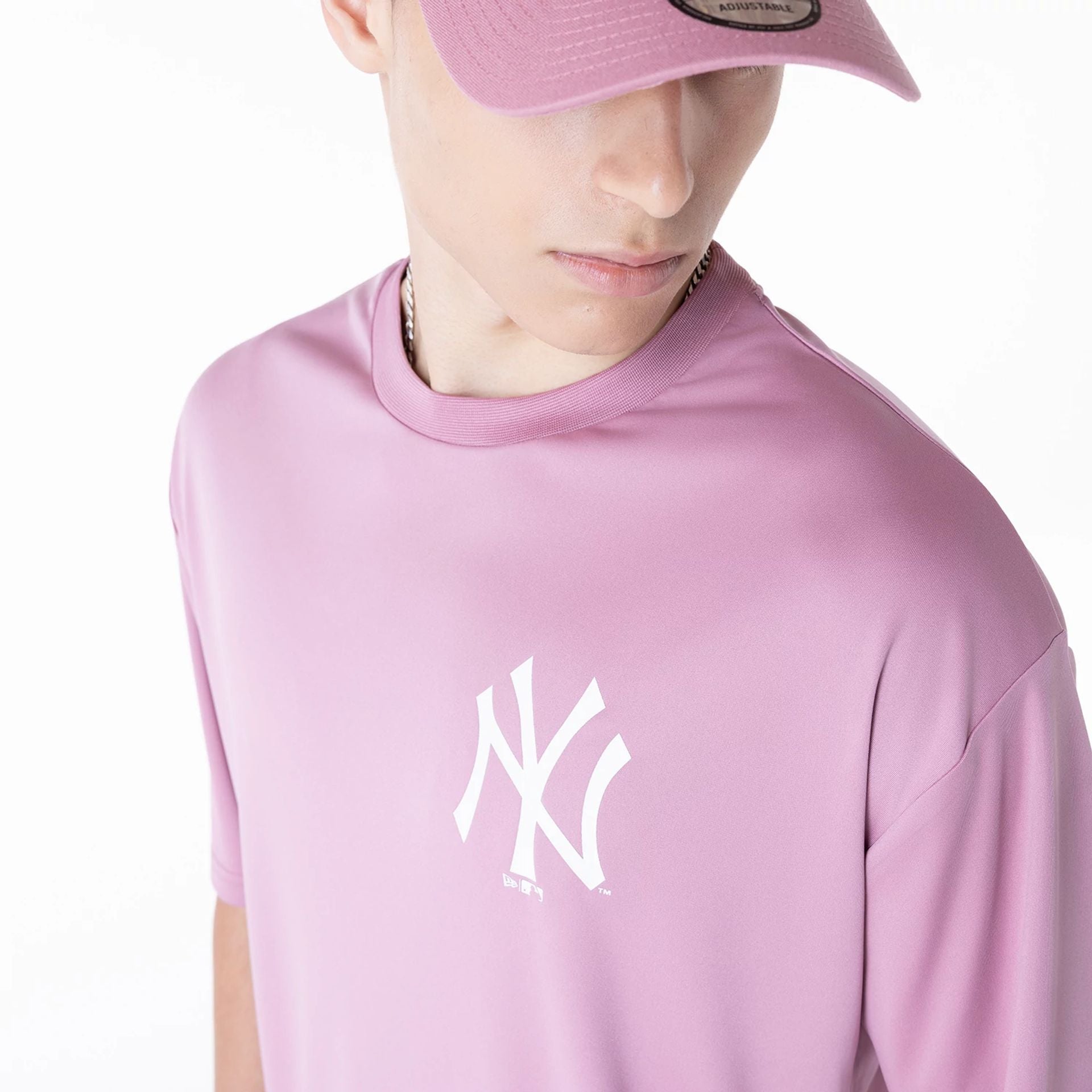 The Male model is wearing New York Yankees League Essential Dark Pink T-Shirt 5