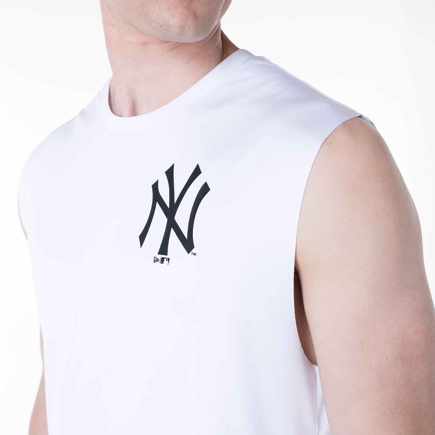 The Male model is wearing New York Yankees MLB White Sleeveless Vest 5