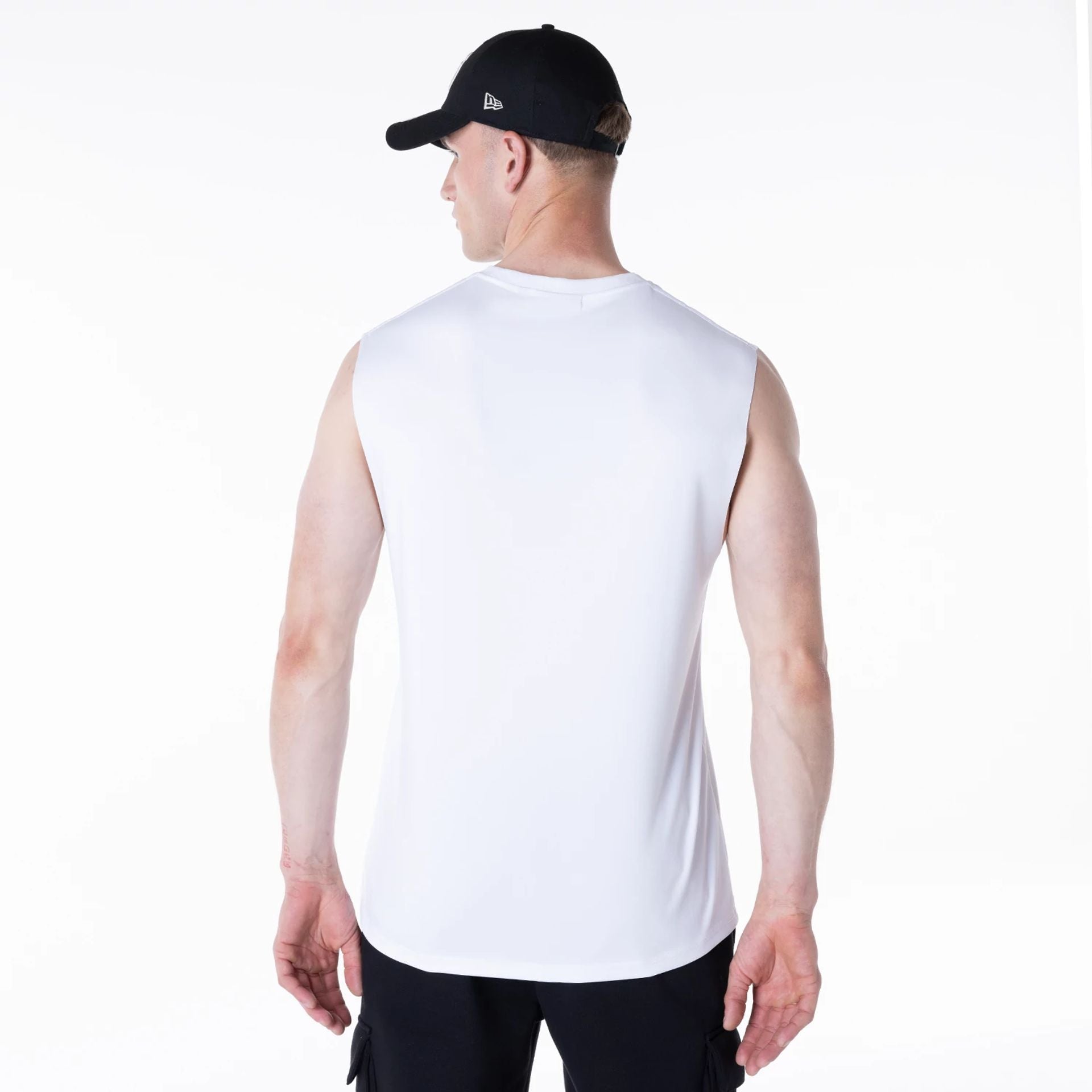 The Male model is wearing New York Yankees MLB White Sleeveless Vest 2