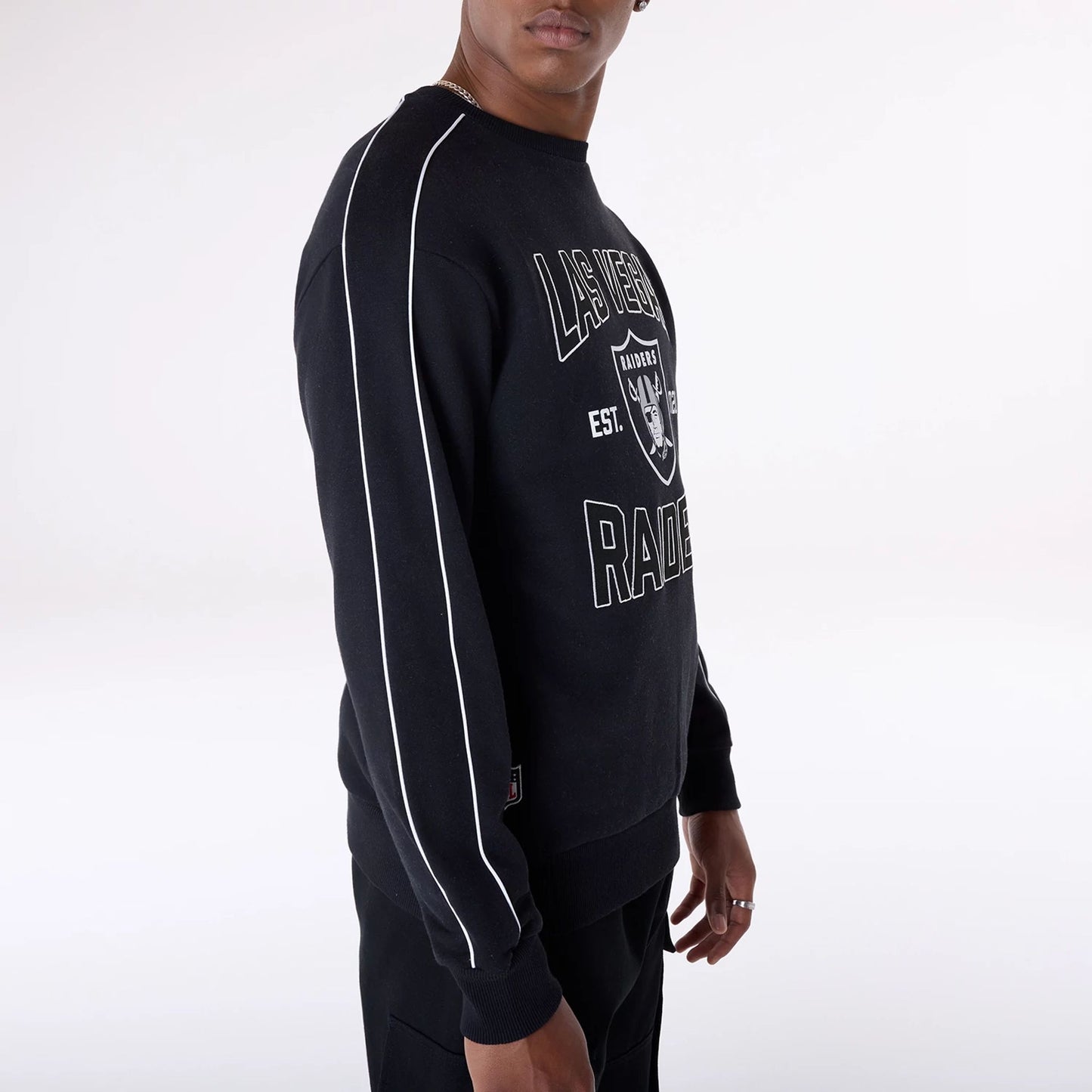 The Male model is wearing Las Vegas Raiders NFL Graphic Black Crew Neck Sweater 5