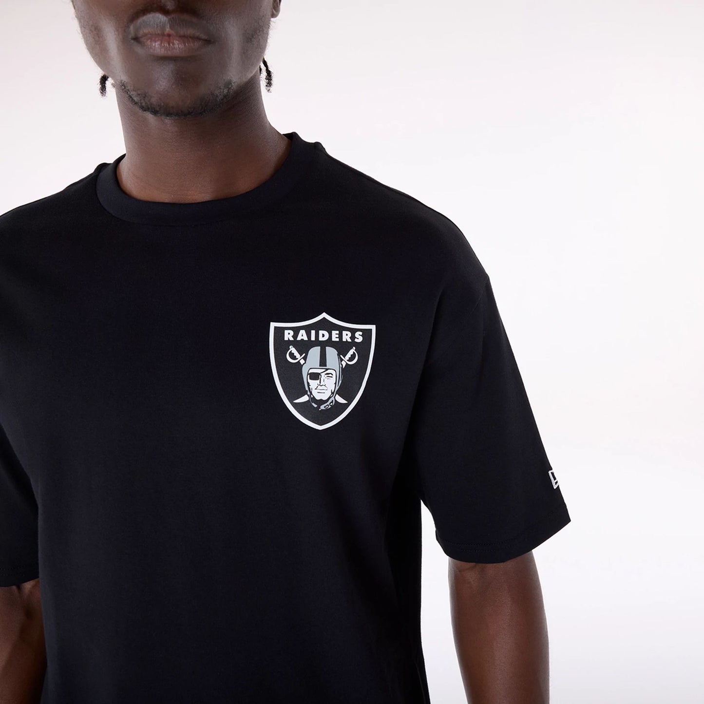 The Male model is wearing Las Vegas Raiders NFL Graphic Black T-Shirt 7