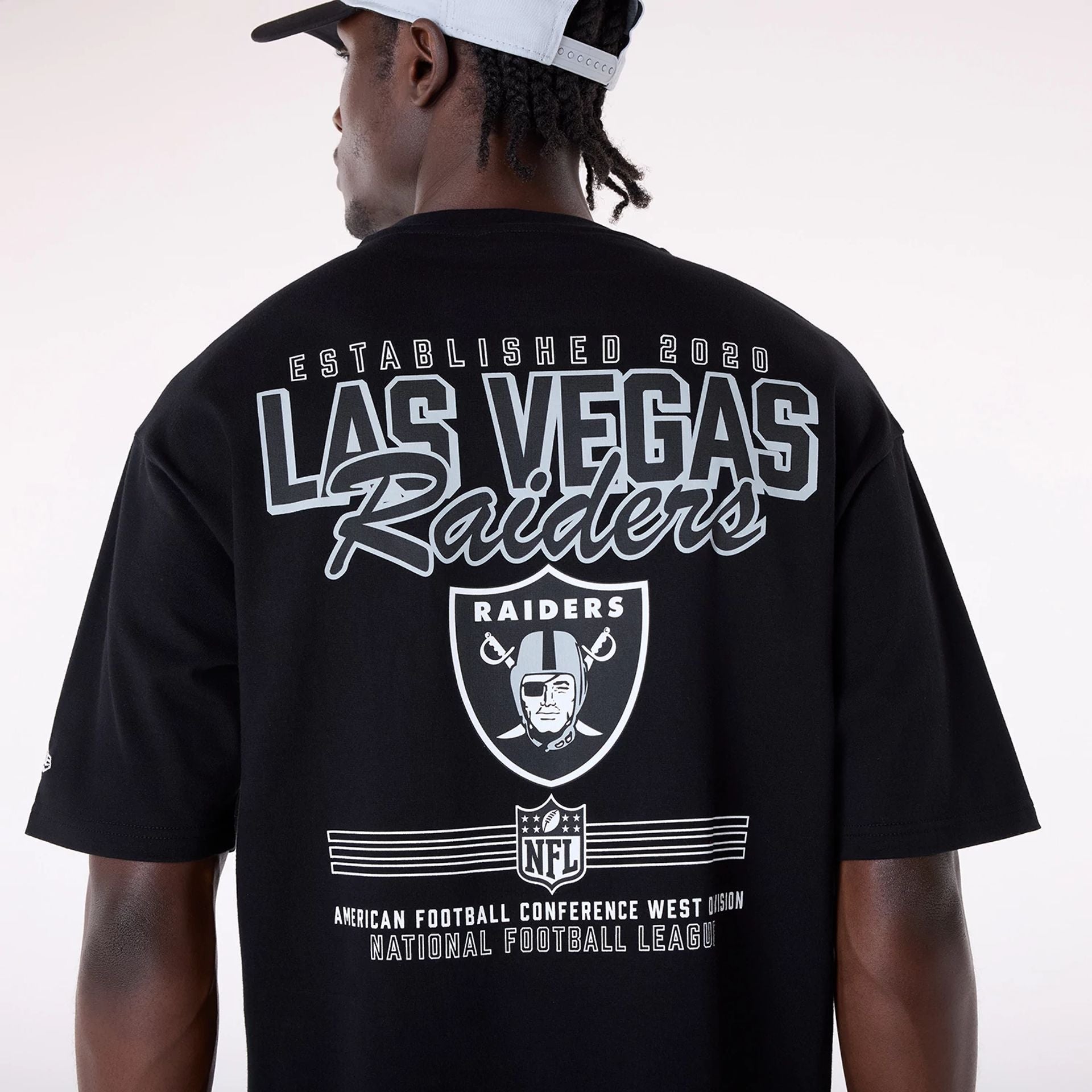 The Male model is wearing Las Vegas Raiders NFL Graphic Black T-Shirt 3