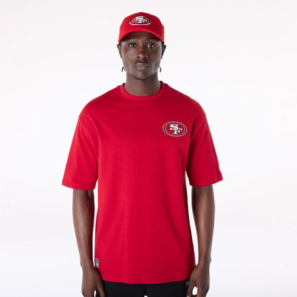 The Male model is wearing San Francisco 49ers NFL Graphic Red T-Shirt 1