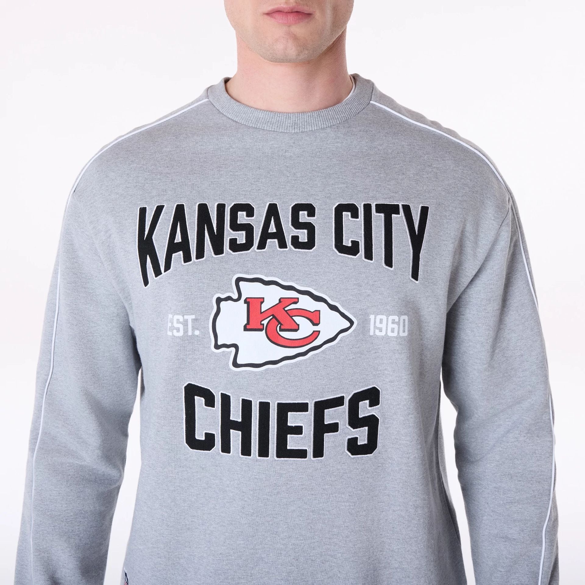 The Male model is wearing Kansas City Chiefs NFL Graphic Grey Crew Neck Sweater 8