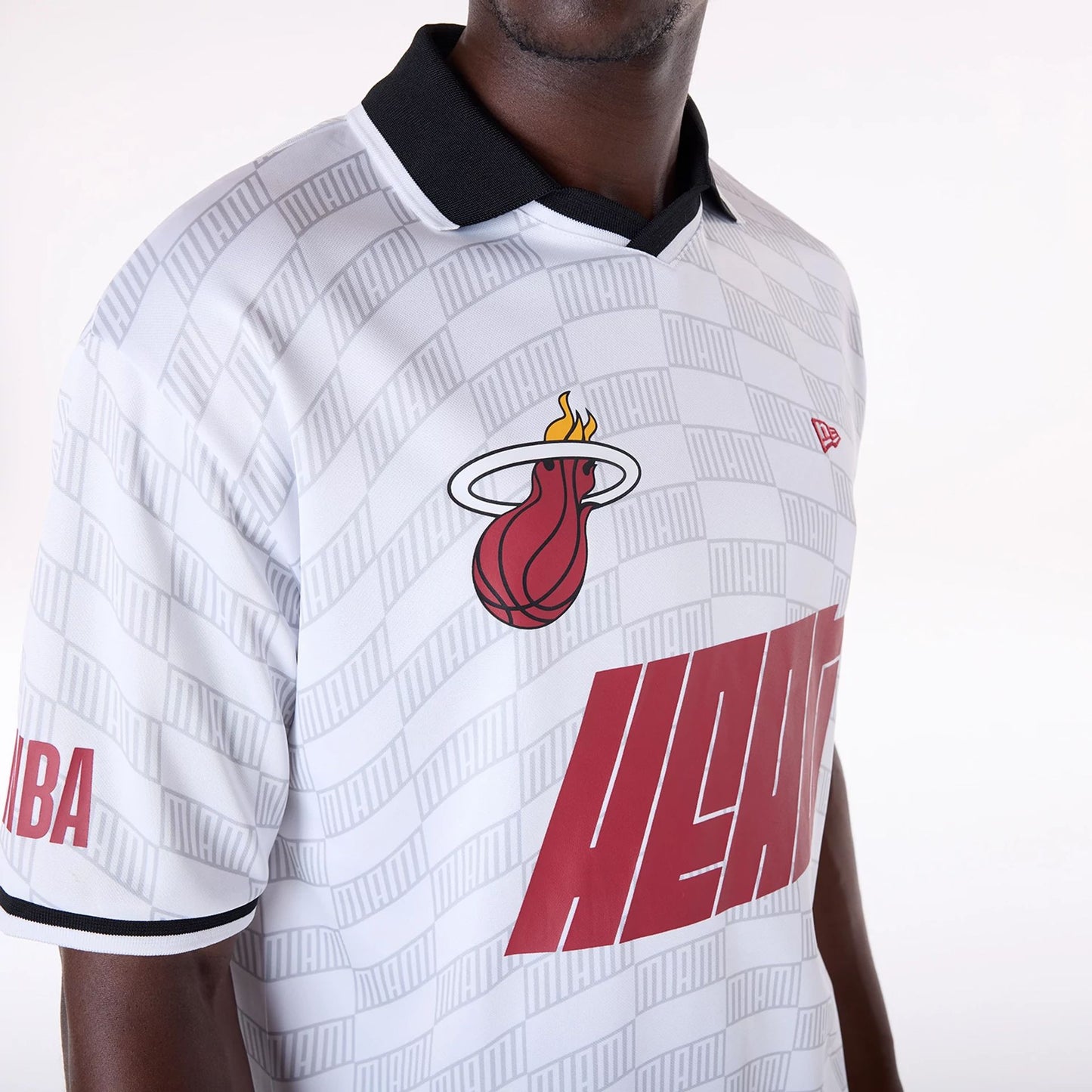 The Male model is wearing Miami Heat NBA Soccer White Oversized T-Shirt 5