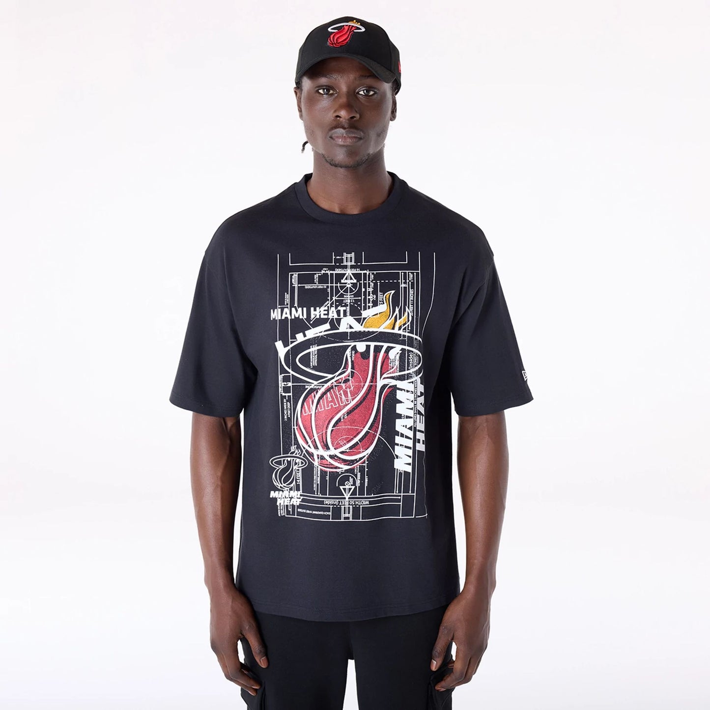 The Male model is wearing Miami Heat NBA Graphic Black T-Shirt 1