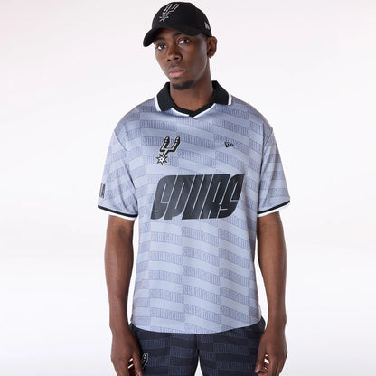 The Male model is wearing San Antonio Spurs NBA Soccer Silver Oversized T-Shirt 1