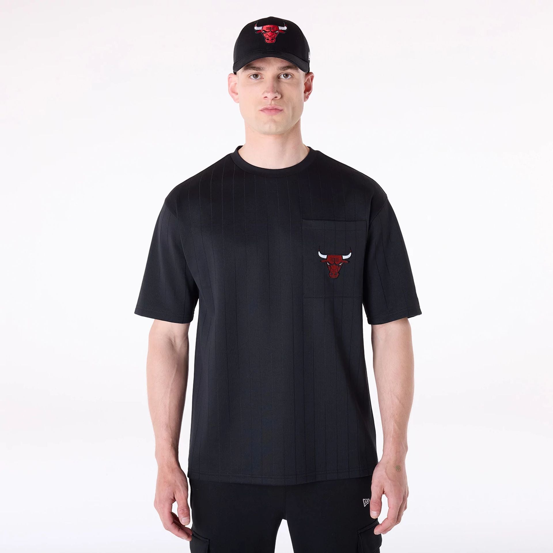 The Male model is wearing Chicago Bulls NBA Pinstripe Black Oversized T-Shirt 1