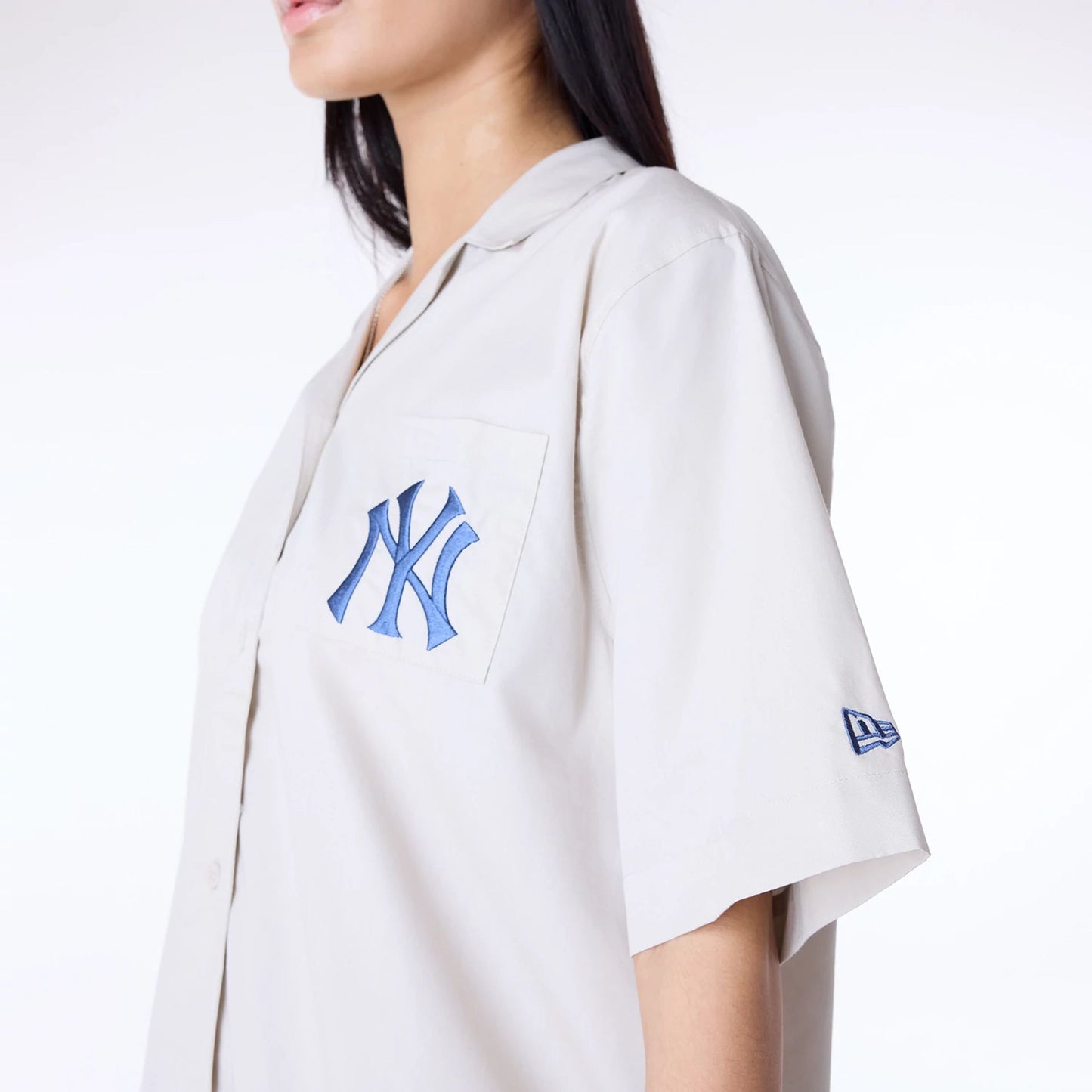 The Female model is wearing New York Yankees Womens MLB Script Revere Light Beige T-Shirt 6