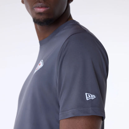 The Male model is wearing Kansas City Chiefs NFL Essentials Dark Grey T-Shirt 6