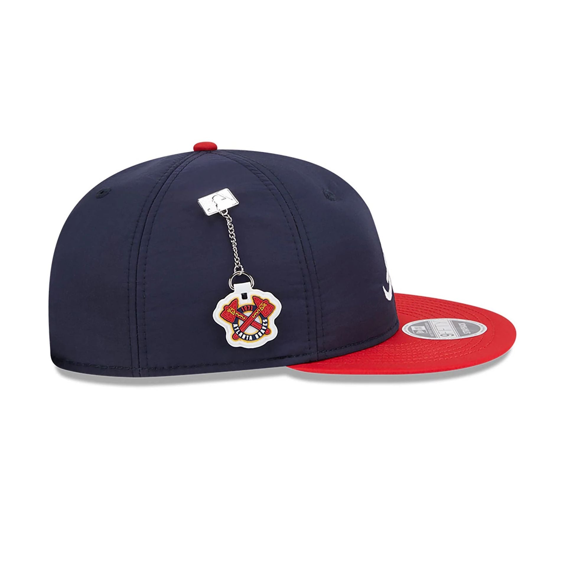 This is a Atlanta Braves Team Colour Navy Retro Crown 9FIFTY Clipback Cap 6