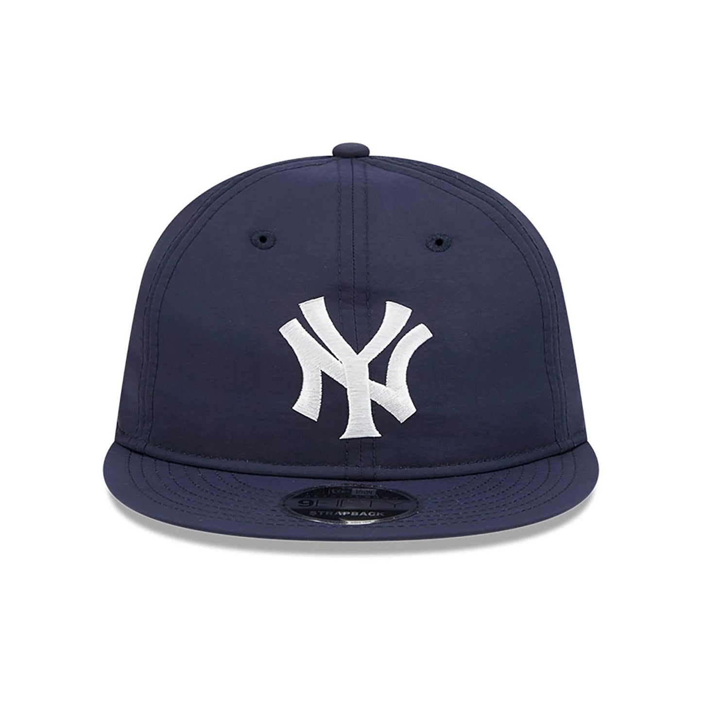 This is a New York Yankees Team Colour Navy Retro Crown 9FIFTY Clipback Cap 3