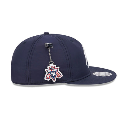 This is a New York Yankees Team Colour Navy Retro Crown 9FIFTY Clipback Cap 6