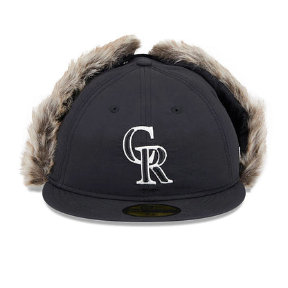 This is a Colorado Rockies Winter Dog Ear Black Retro Crown 59FIFTY Fitted Cap 3