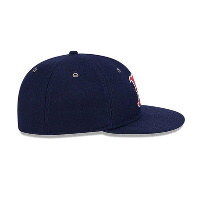 This is a Boston Red Sox Wool Navy Retro Crown 59FIFTY Fitted Cap 6