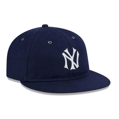 This is a New York Yankees Wool Navy Retro Crown 59FIFTY Fitted Cap 4