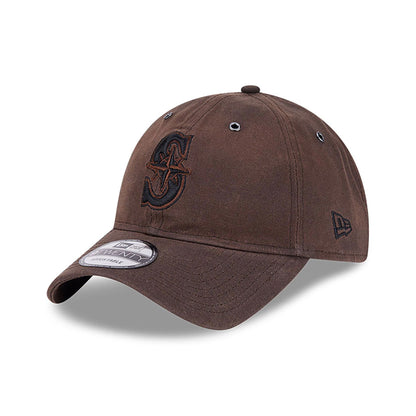 This is a Seattle Mariners Waxed Canvas Dark Brown 9TWENTY Adjustable Cap 1