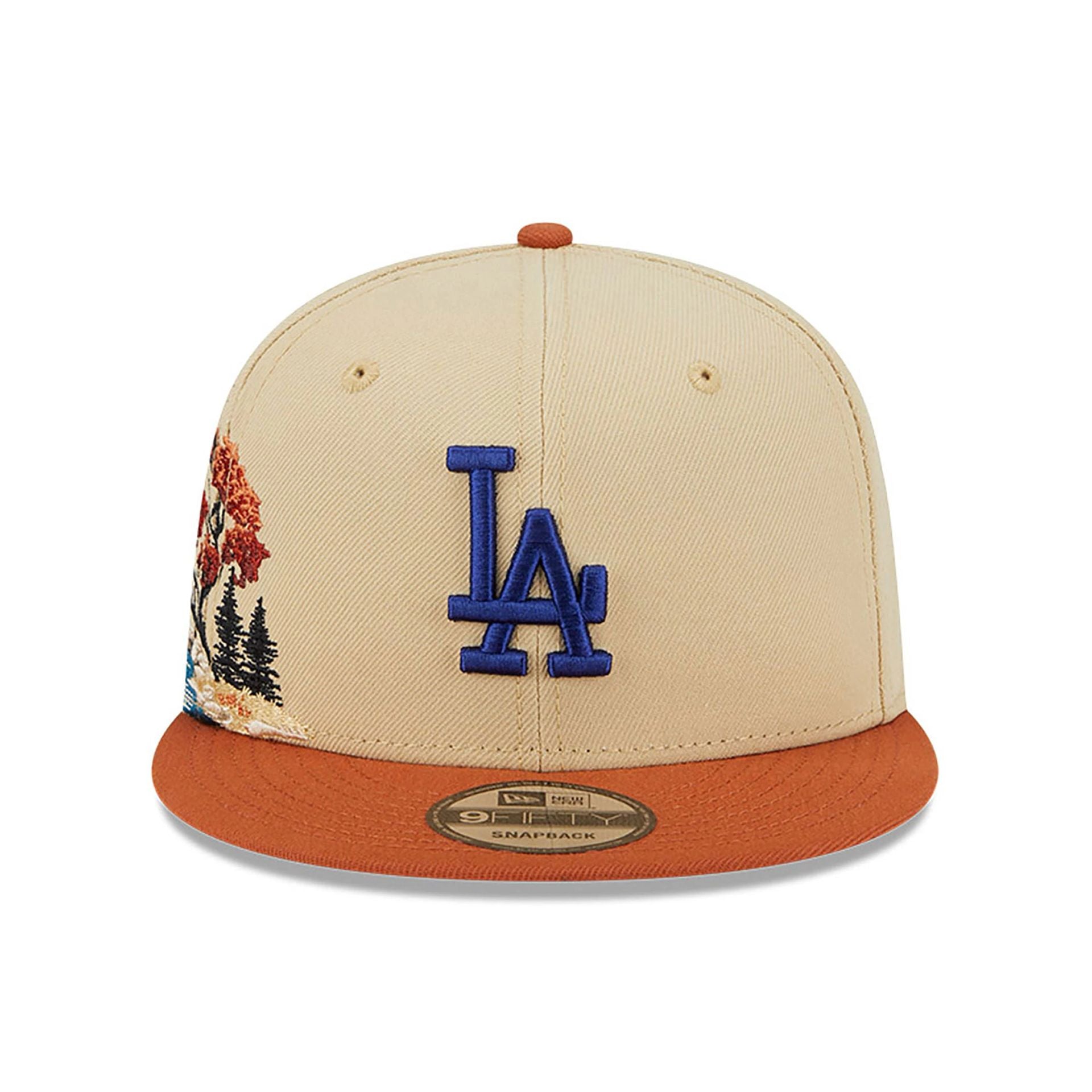 This is a LA Dodgers Fall Landscape Light Beige 9FIFTY Snapback Cap 3