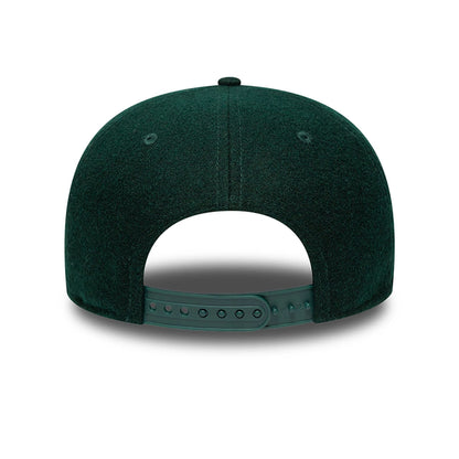 This is a New York Yankees Melton Patch Dark Green 9FIFTY Snapback Adjustable Cap 4