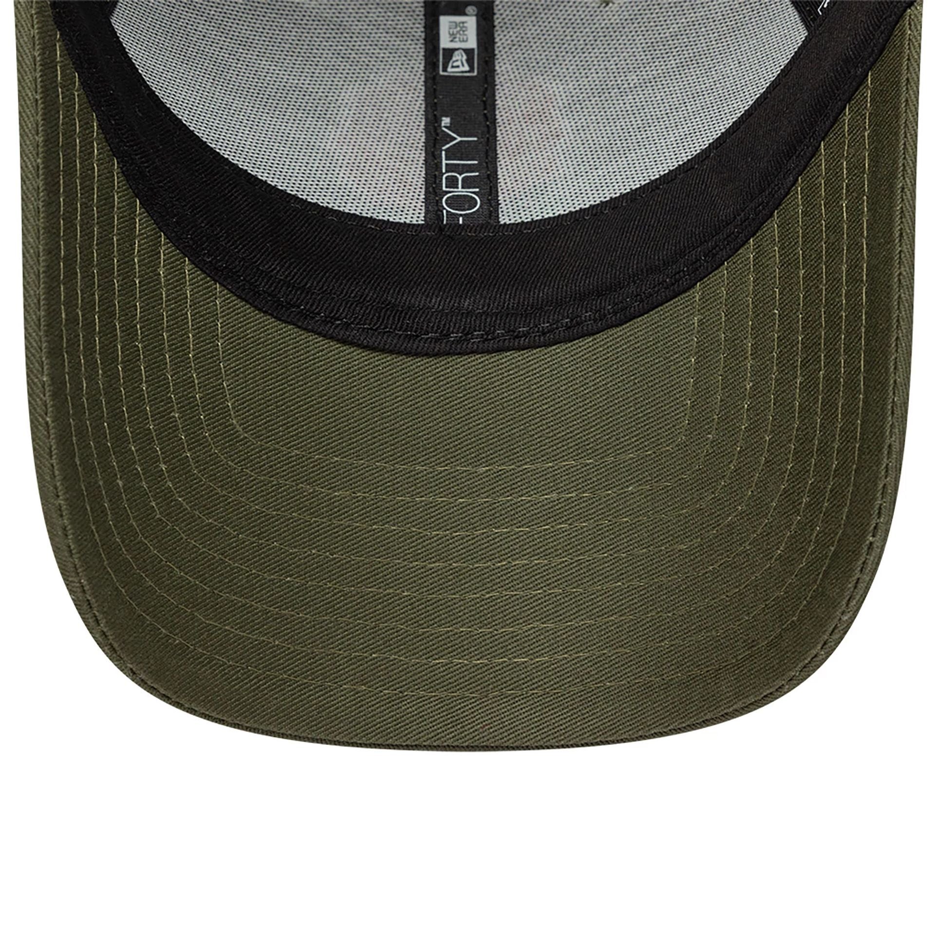 This is a Rugby Football Union Seasonal Green 9FORTY Adjustable Cap 4