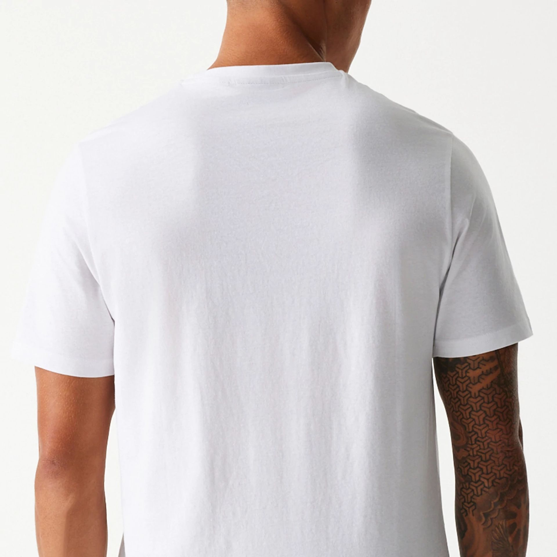 The Male model is wearing New York Yankees MLB Slanted Logo White T-Shirt 7