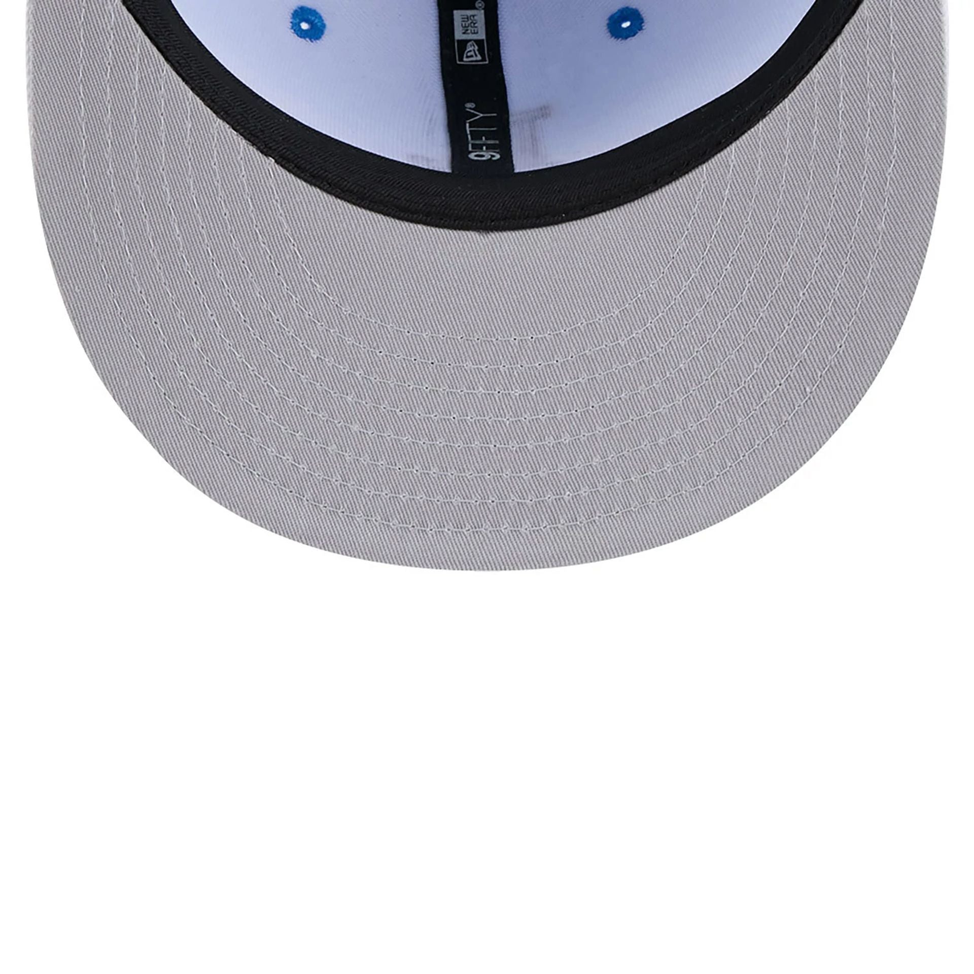 This is a LA Dodgers Winter Photoreal Blue 9FIFTY Snapback Cap 2