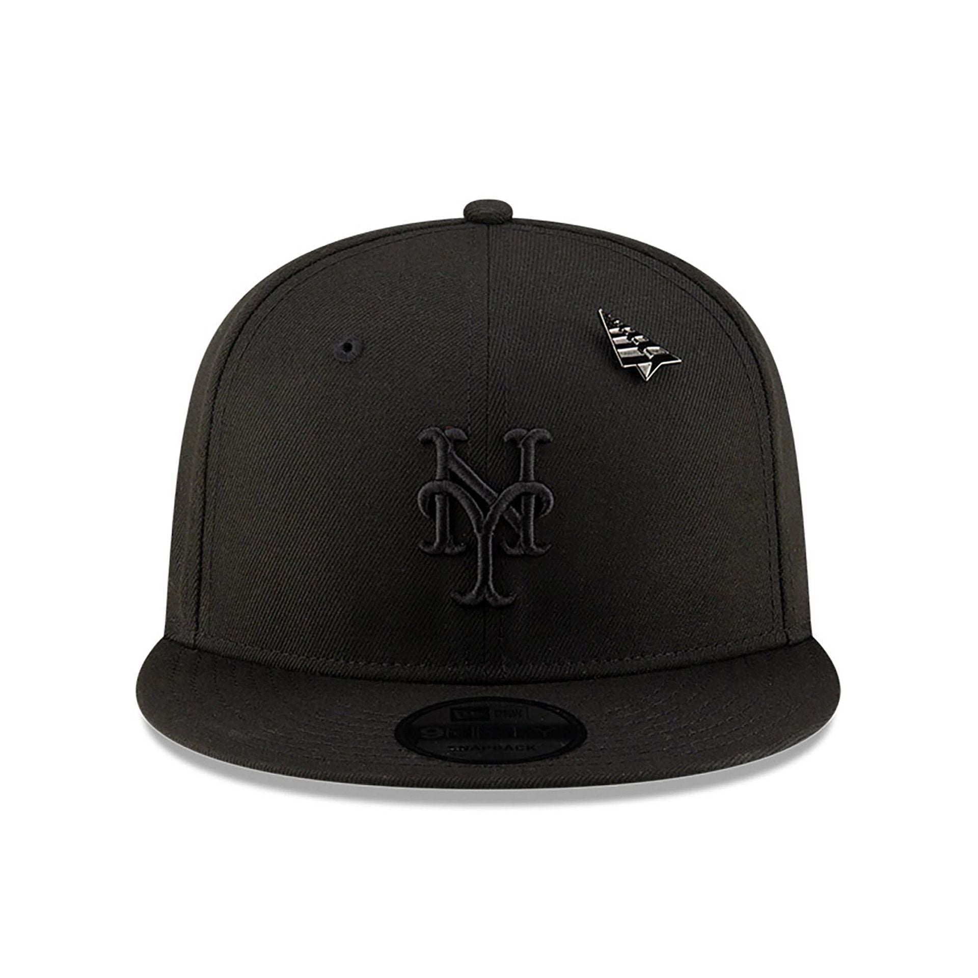 This is a New York Mets Paper Planes x MLB Black 9FIFTY Snapback Cap 3