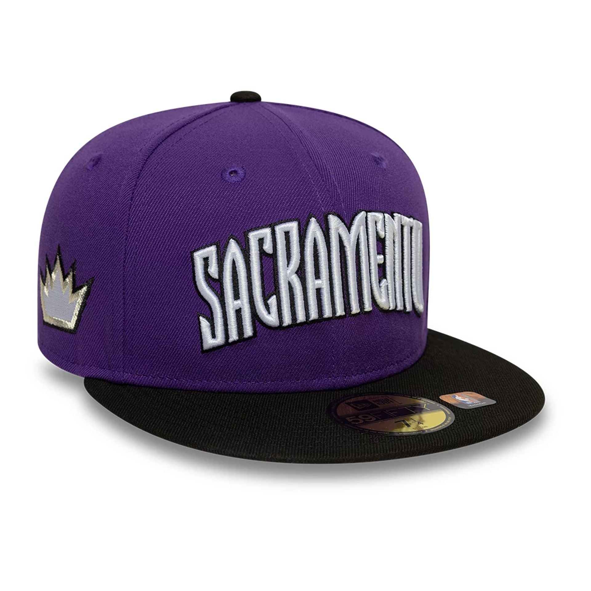 This is a Sacramento Kings NBA Classic Purple 59FIFTY Fitted Cap 1